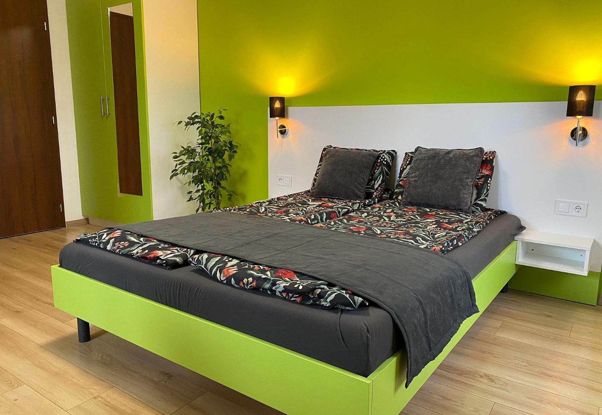 Vi-Li Panzio Bed and Breakfast Maklár Buitenkant foto