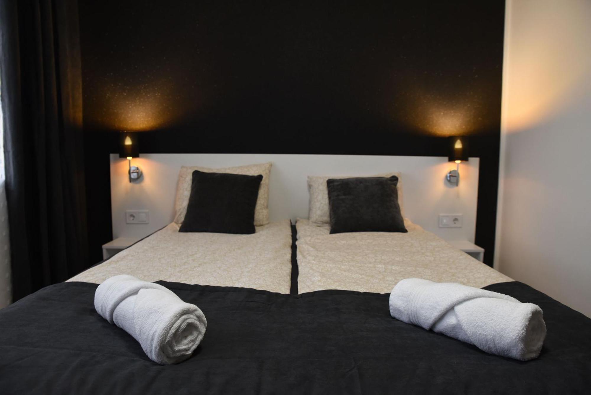 Vi-Li Panzio Bed and Breakfast Maklár Buitenkant foto